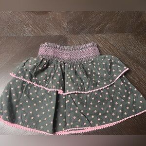 Youth Green Skirt with Pink Accents Size 4/5